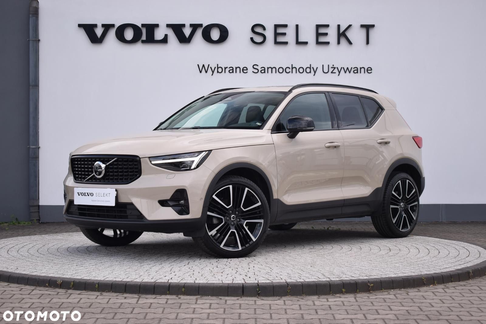 Volvo XC 40 - 1