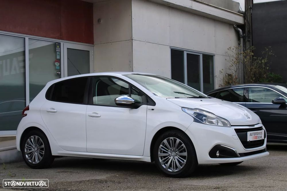 Peugeot 208 1.2 PureTech Style - 9
