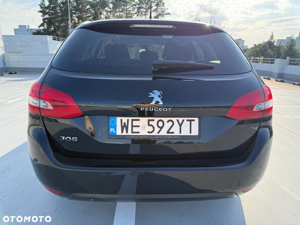 Peugeot 308 SW 1.2 PureTech GPF Allure S&S EAT8 - 6