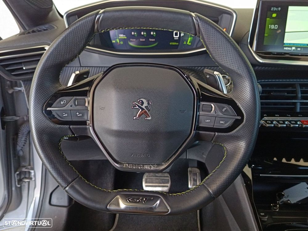 Peugeot 208 PureTech 130 EAT8 GT Pack - 13