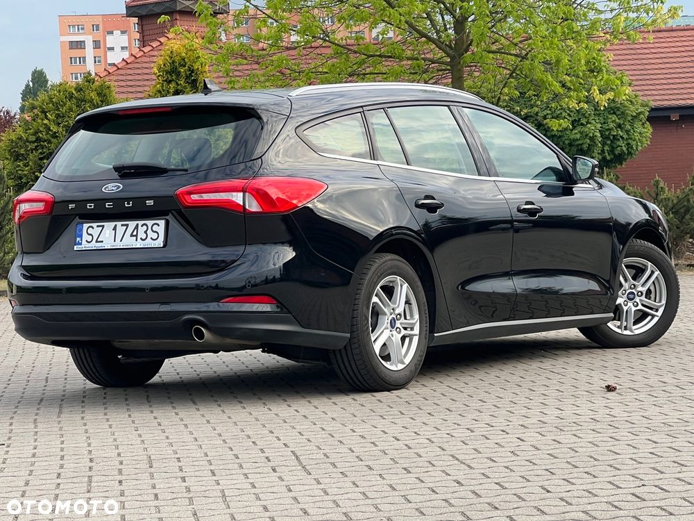 Ford Focus SW 1.0 EcoBoost Titanium - 10
