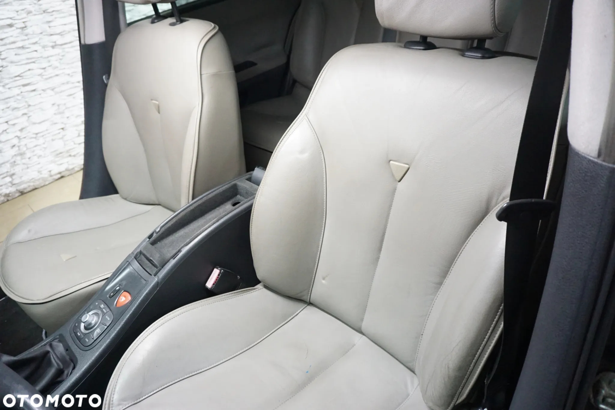 Renault Laguna 2.0 16V Initiale - 24