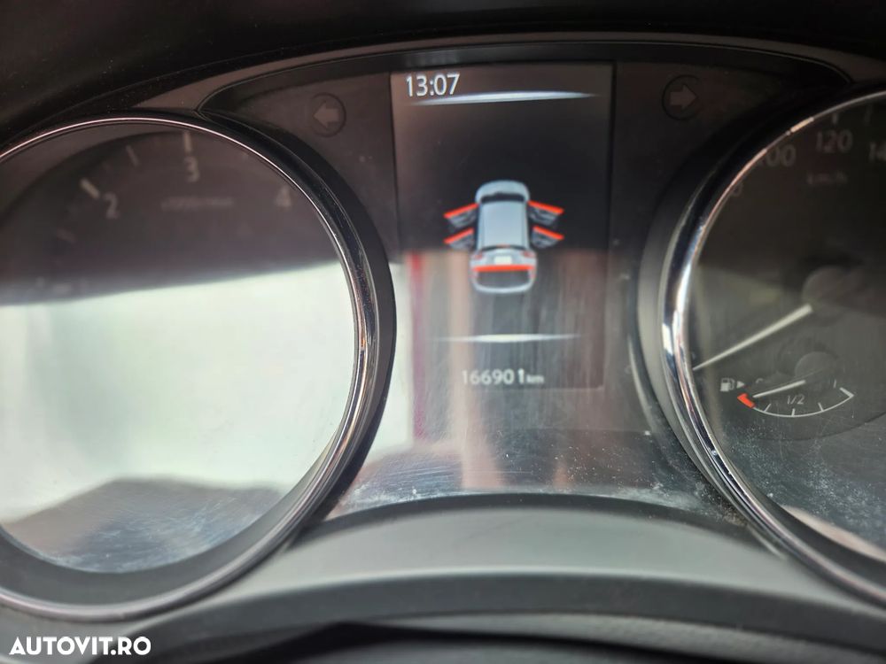 Nissan Qashqai 1.6 DCI Start/Stop 4X4-i Tekna - 17