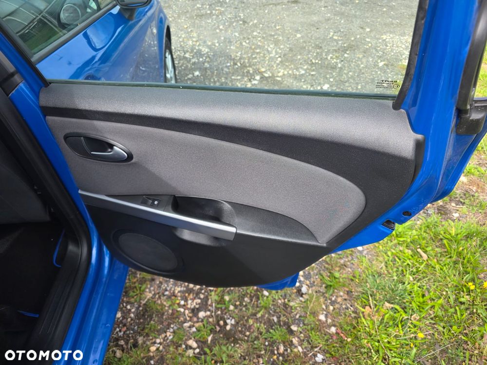 Seat Leon 1.6 TDI DPF Ecomotive Reference Copa - 16