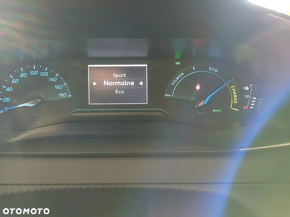 Peugeot 208 e-208 50kWh Style - 16