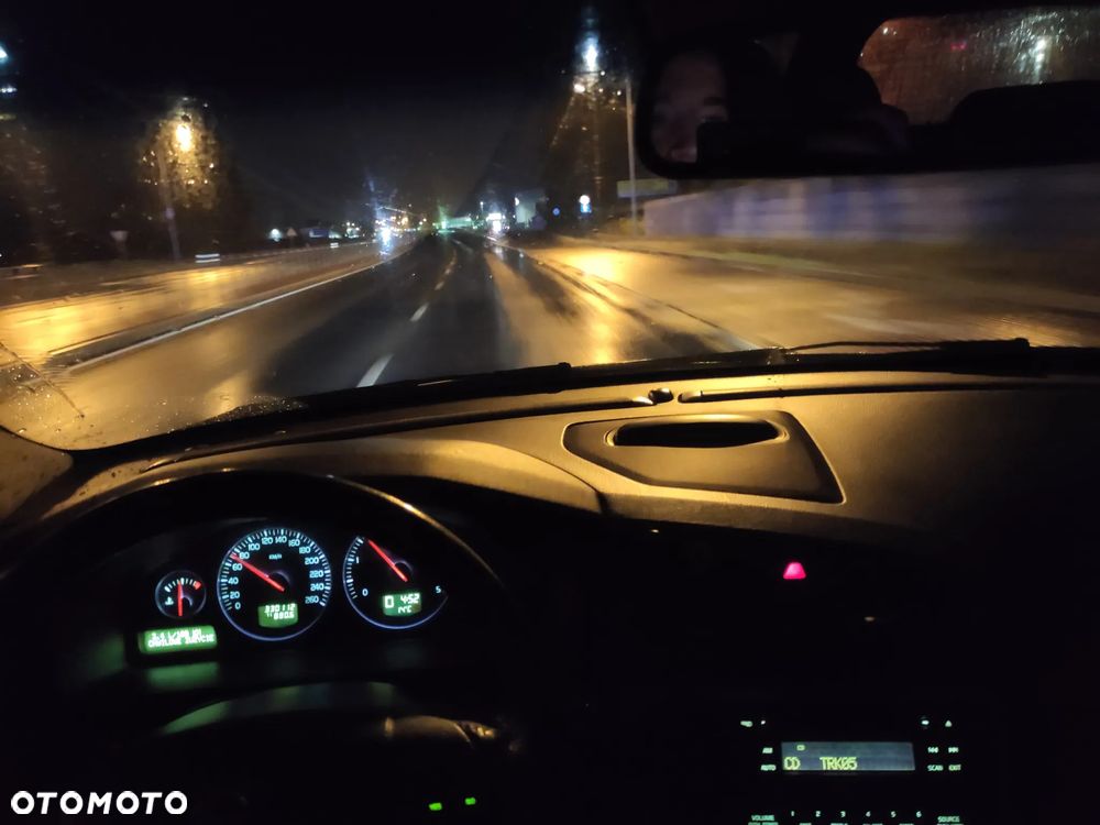 Volvo V70 D5 AWD DPF Kinetic - 15