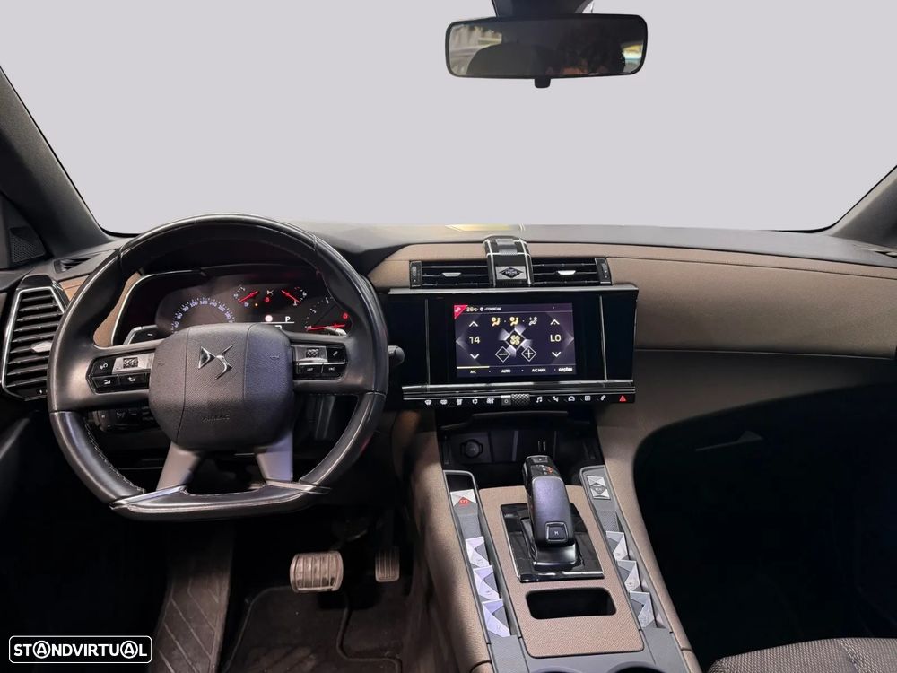 DS DS7 Crossback - 10