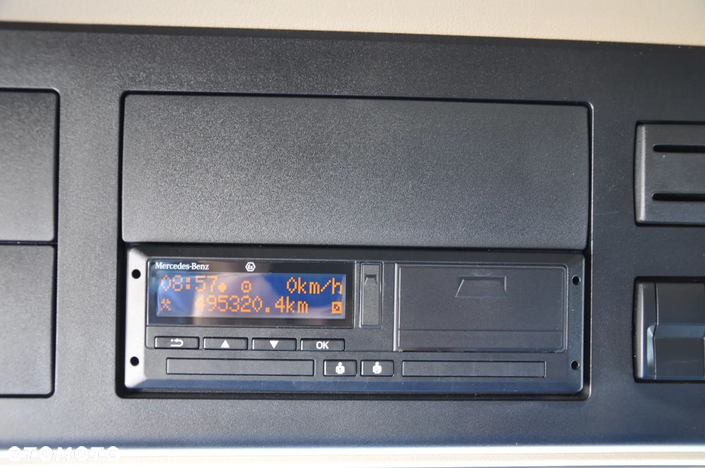 Mercedes-Benz Actros bez retardera - 14