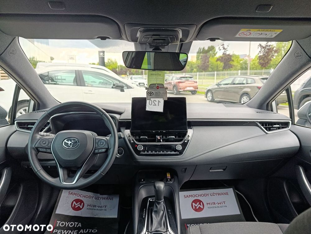 Toyota Corolla 1.8 Hybrid Comfort - 33