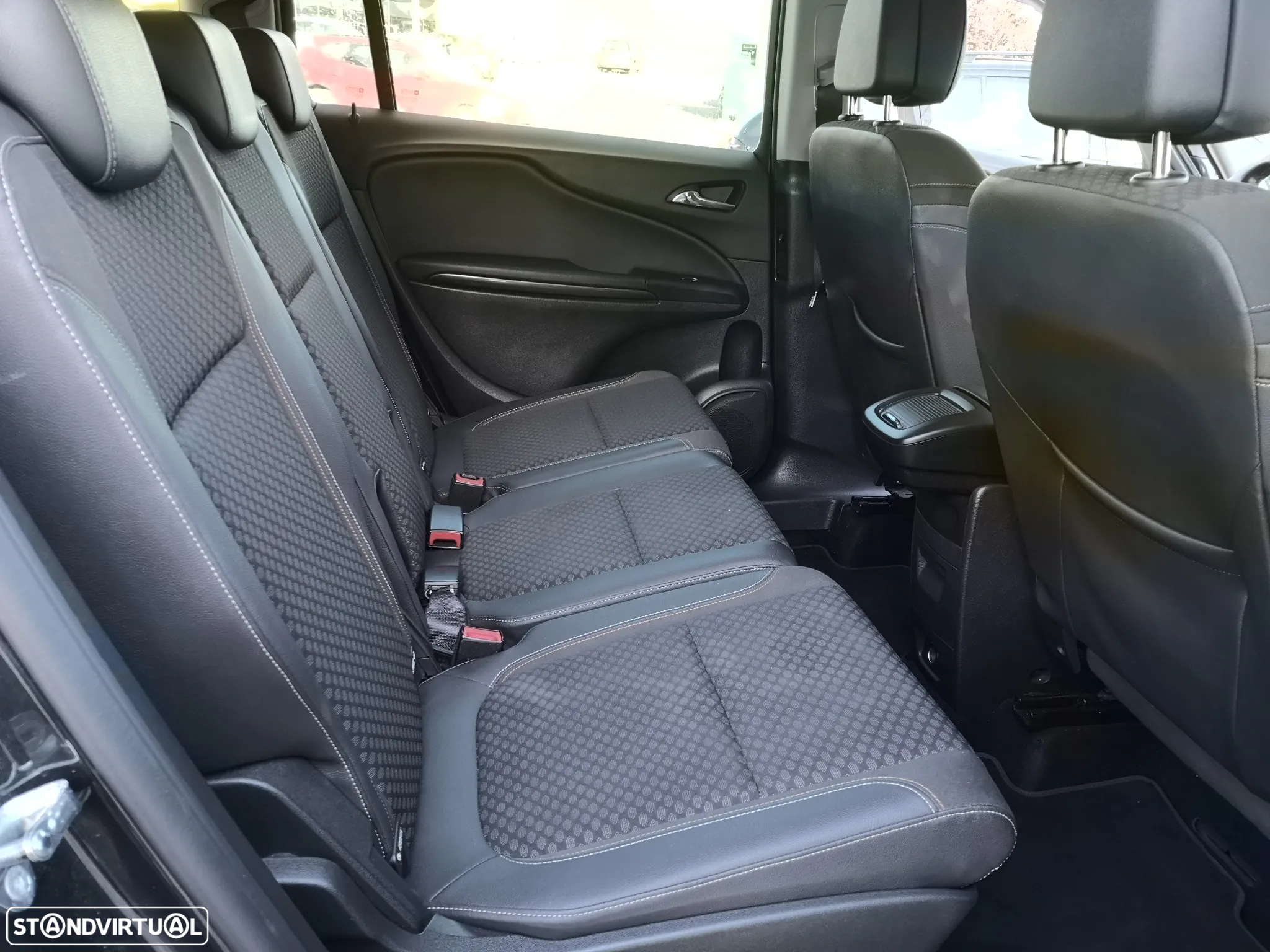 Opel Zafira 1.6 CDTi Cosmo - 11