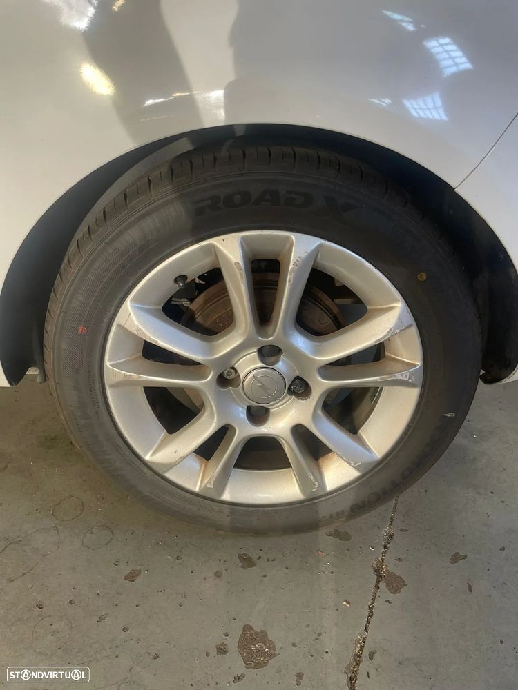 Opel Corsa GTC 1.3 CDTi - 8