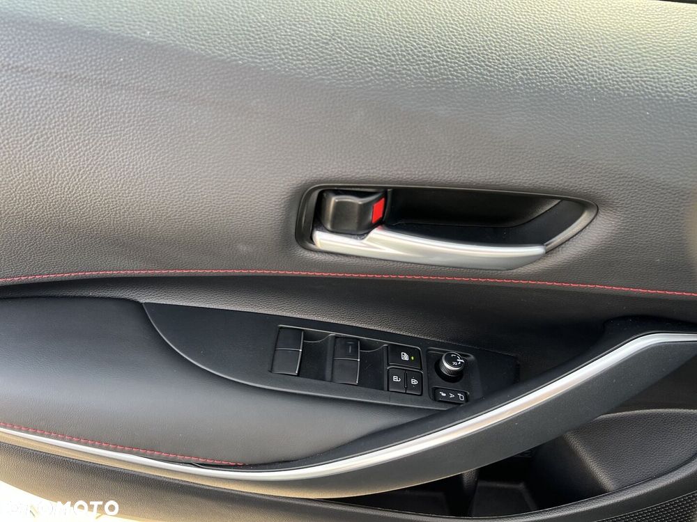 Toyota Corolla 1.8 Hybrid GR Sport - 17