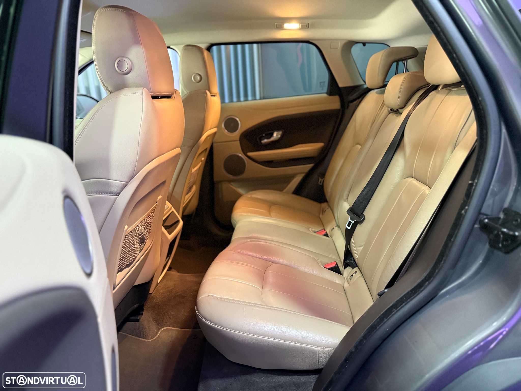 Land Rover Range Rover Evoque 2.0 eD4 SE Dynamic - 6