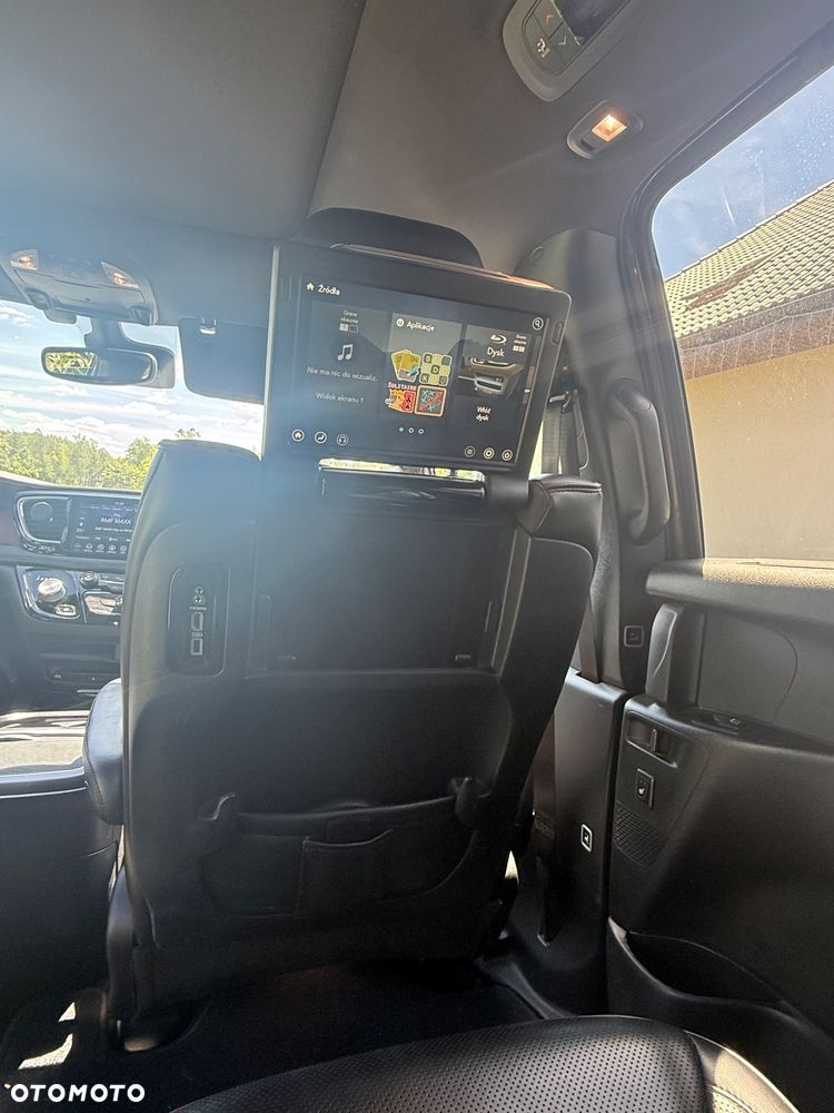 Chrysler Pacifica - 15