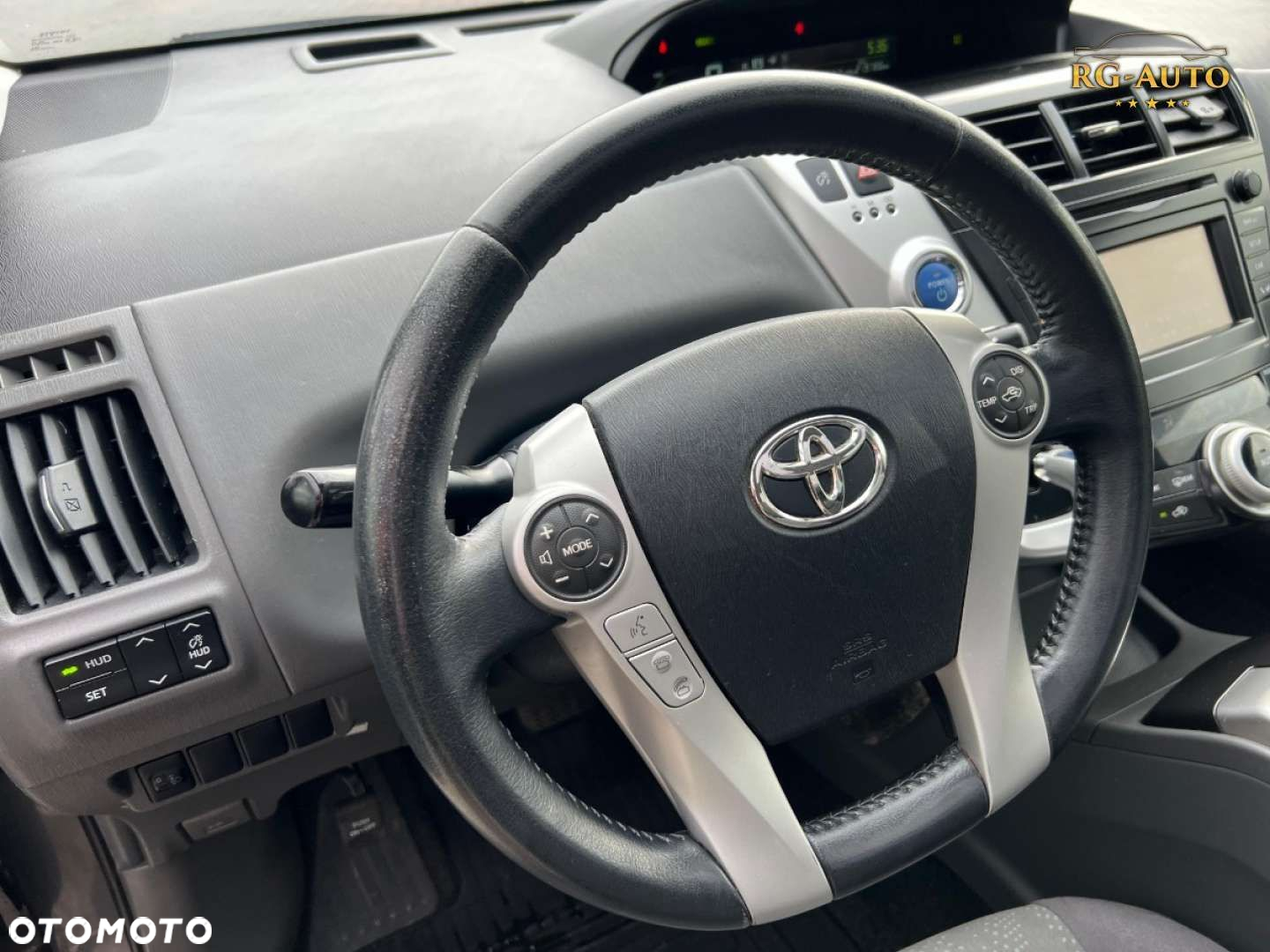 Toyota Prius+ - 27