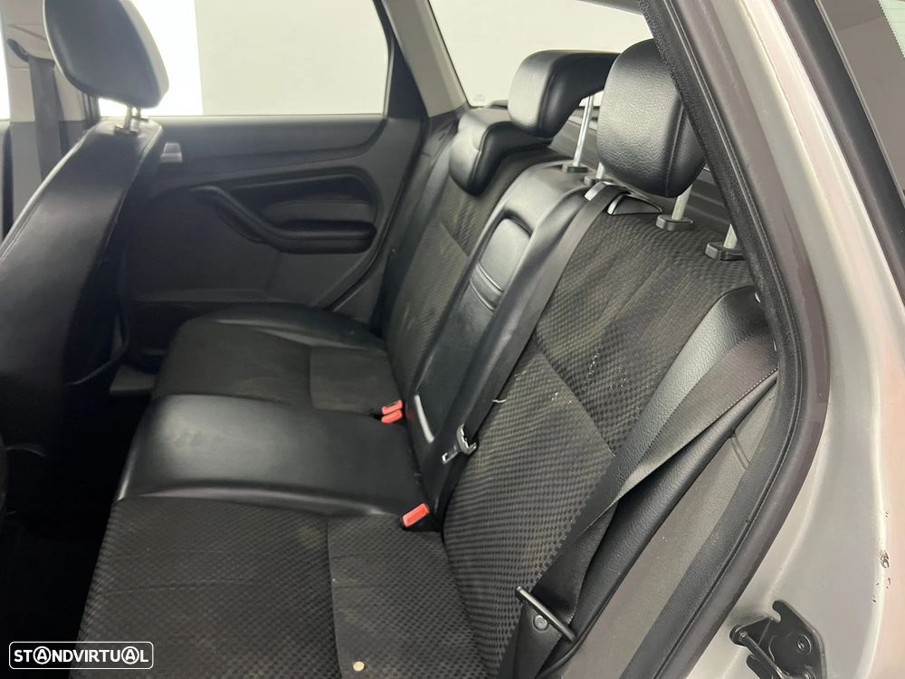 Ford Focus SW 1.6 TDCi Titanium - 8