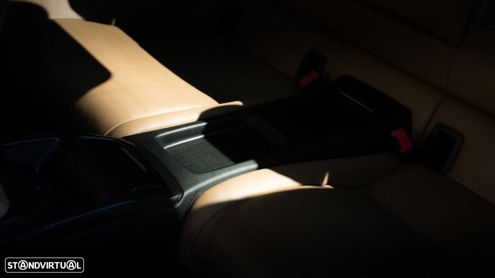 BMW M3 Auto - 50