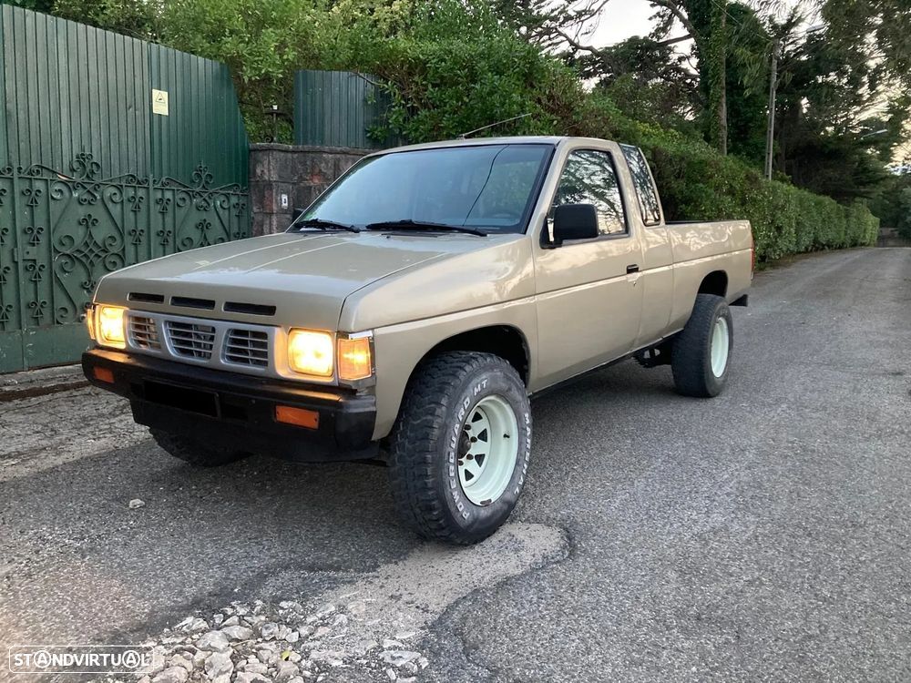 Nissan Pick Up 2.5 D CD - 1