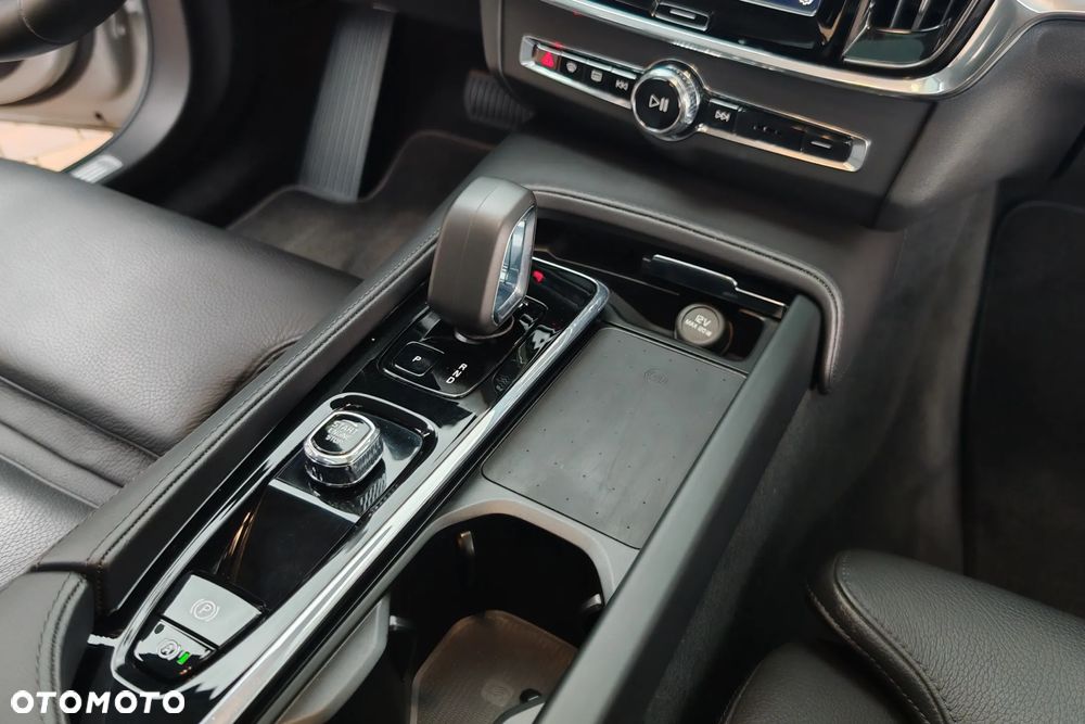 Volvo S90 B5 D AWD Ultimate Bright - 27