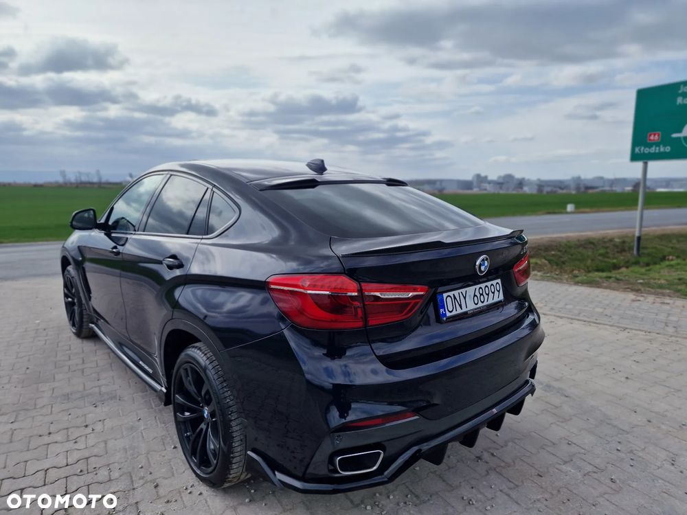 BMW X6 xDrive40d - 14