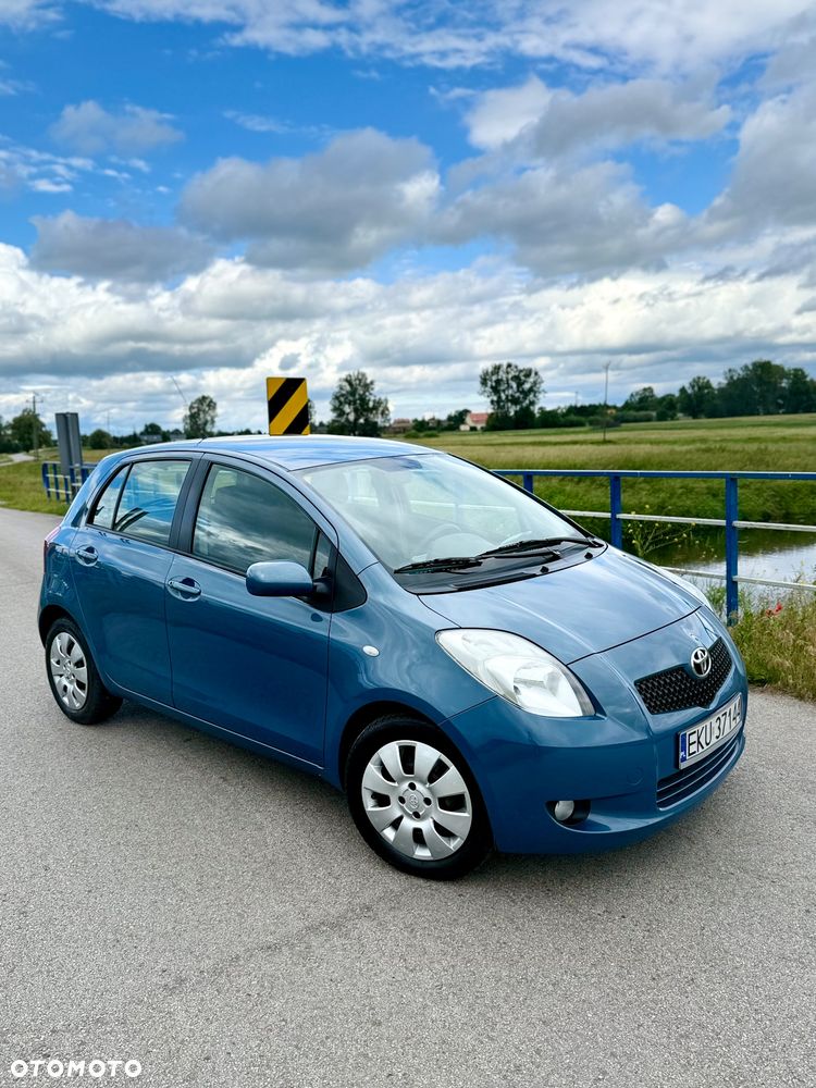 Toyota Yaris 1.3 Sol - 14