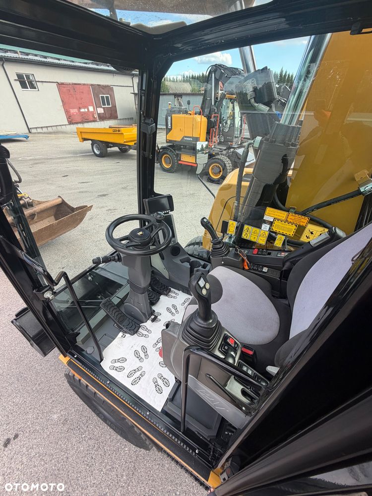 Caterpillar M318F M 318 F - 32