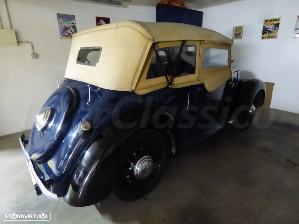 Morris Eight - 3