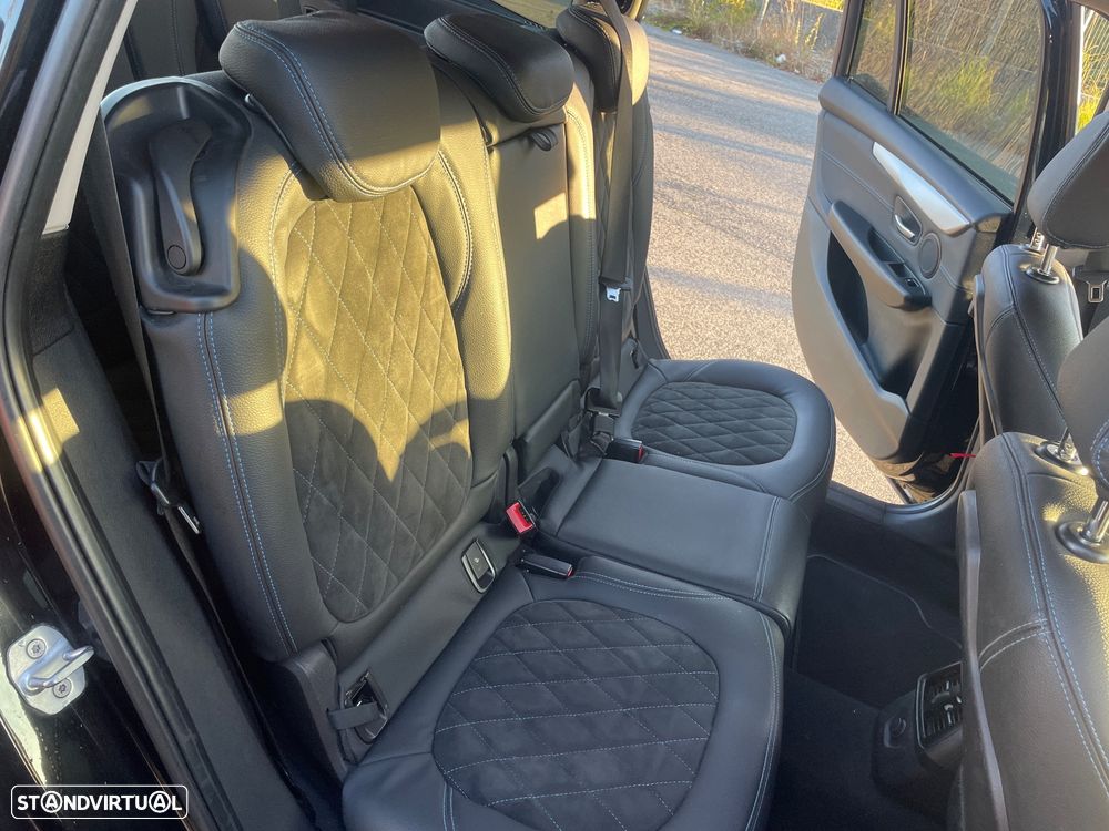 BMW 218 - 19