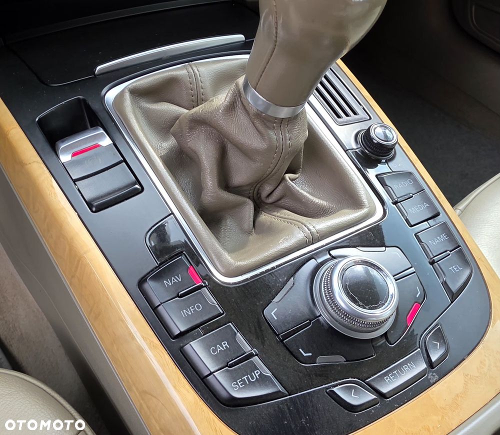 Audi A4 Limousine 2.0 TDI DPF Ambition - 32