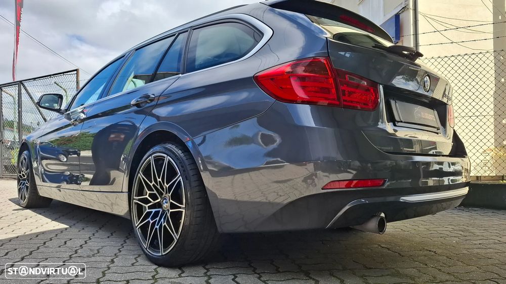 BMW 318 d Line Sport - 12