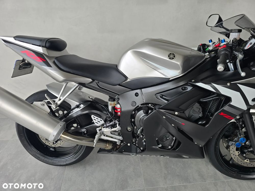Yamaha R6 - 34