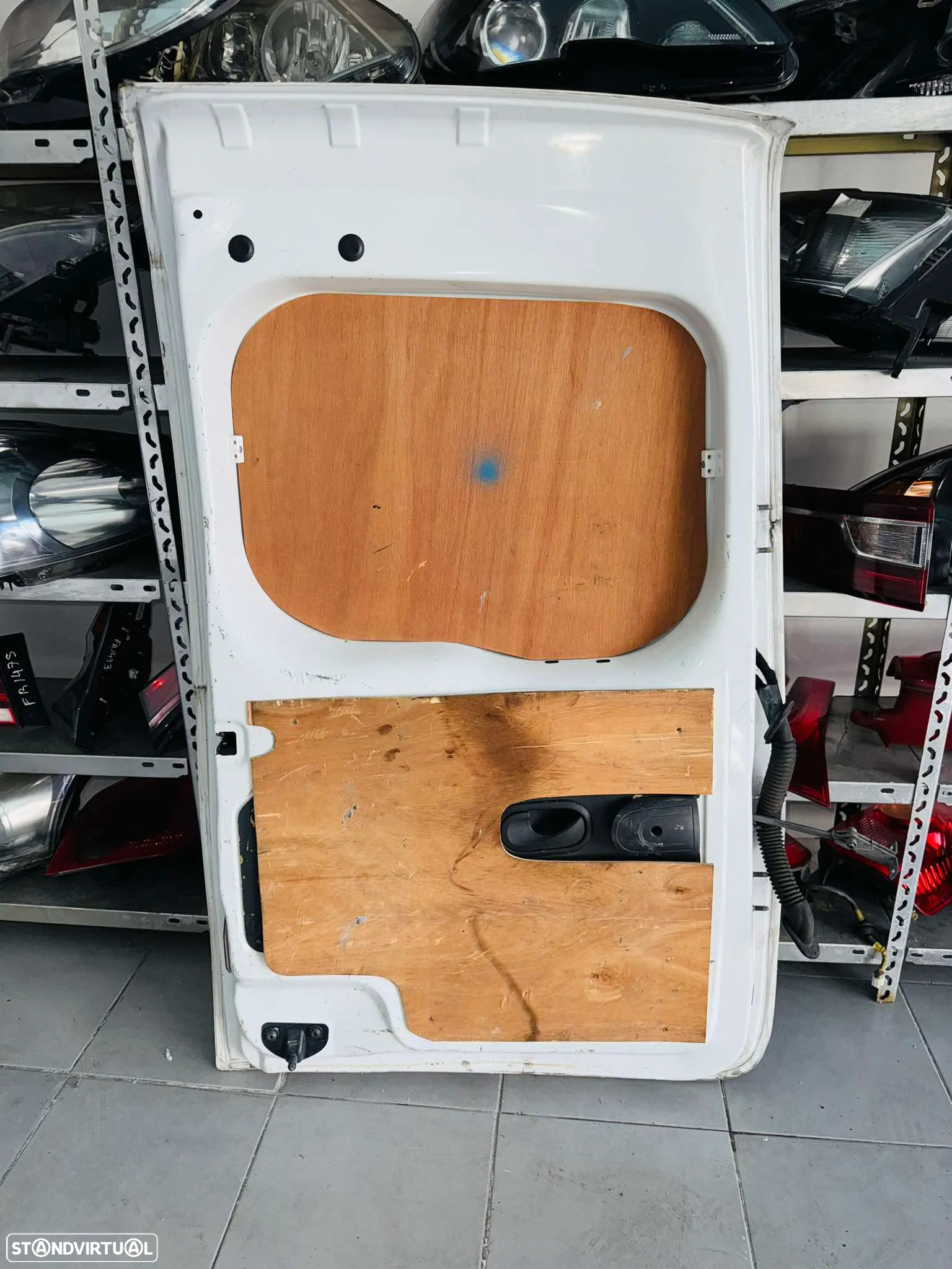 Porta Trás Esquerda Renault Kangoo - 2008 / 2018 - 6