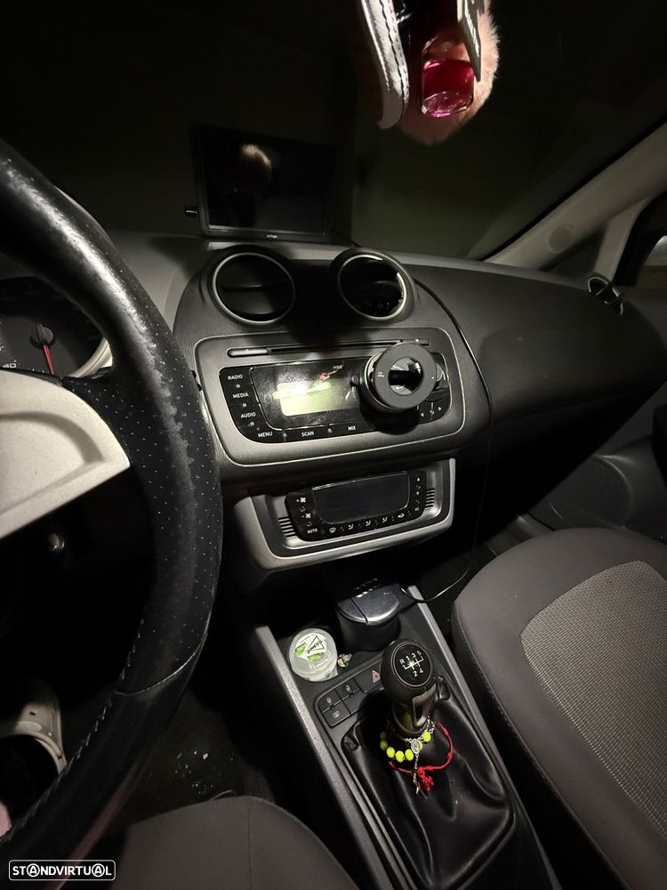 SEAT Ibiza 1.6 TDI CR Style - 14