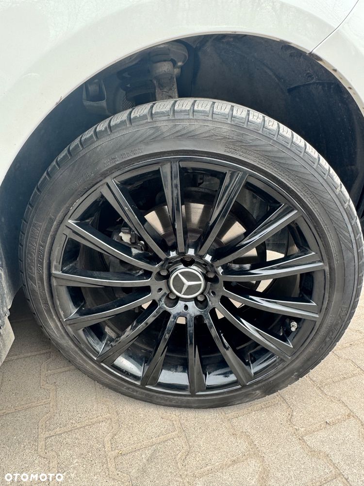 Mercedes-Benz GLE - 23