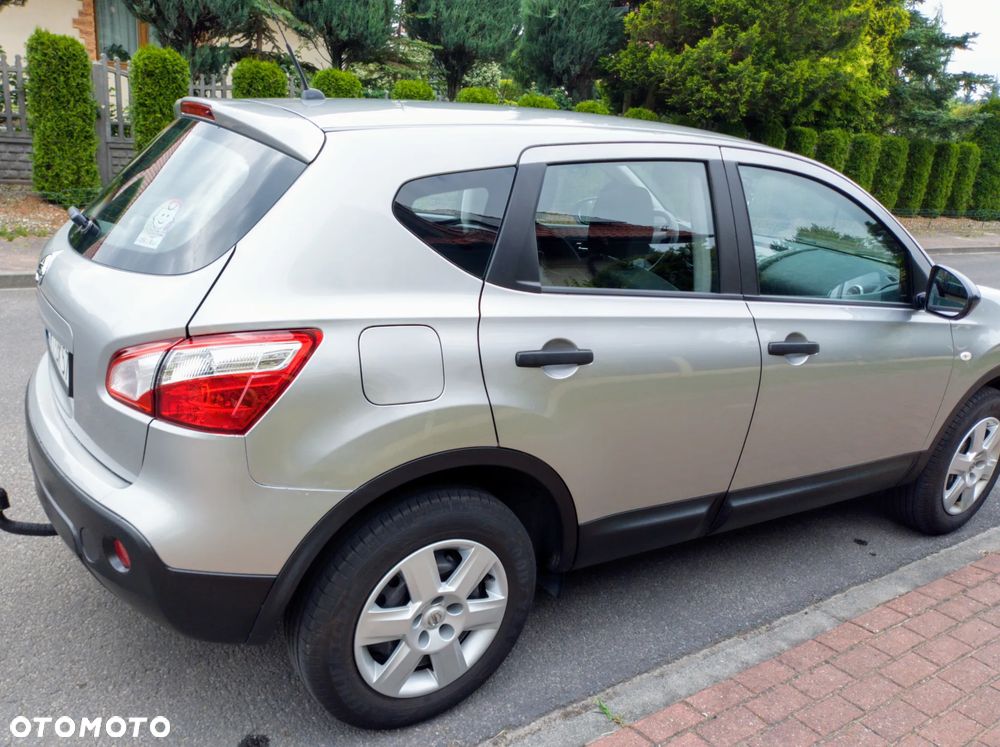 Nissan Qashqai 2.0 Visia - 6