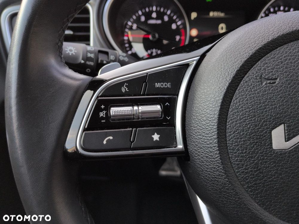 Kia Ceed 1.5 T-GDI M DCT - 17
