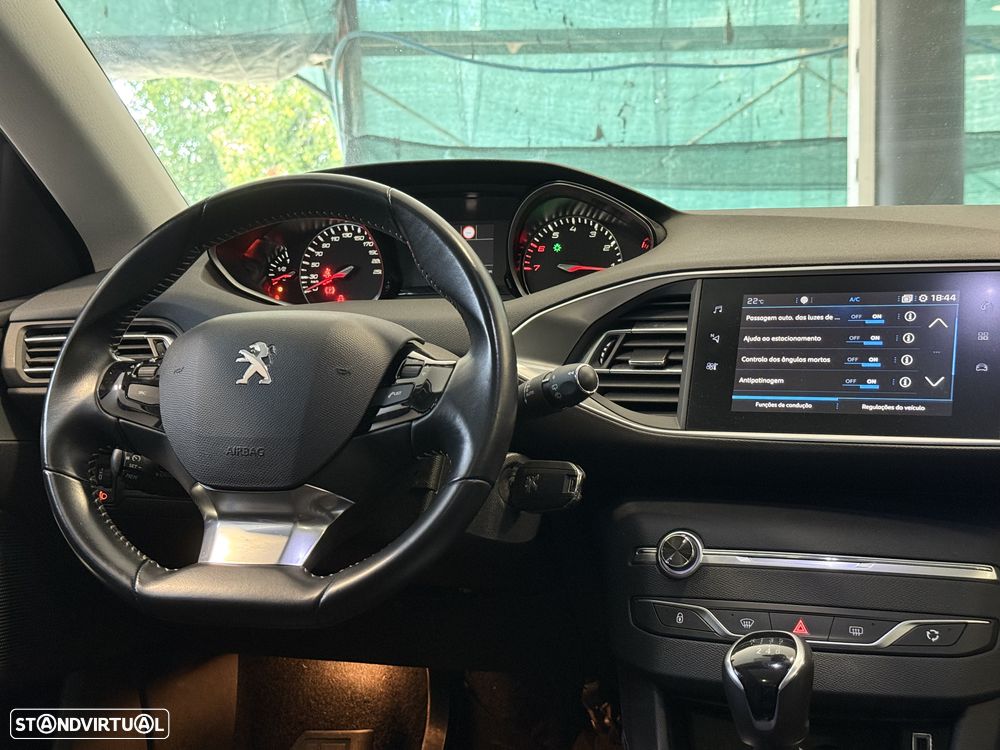 Peugeot 308 SW PureTech 130 Allure - 9