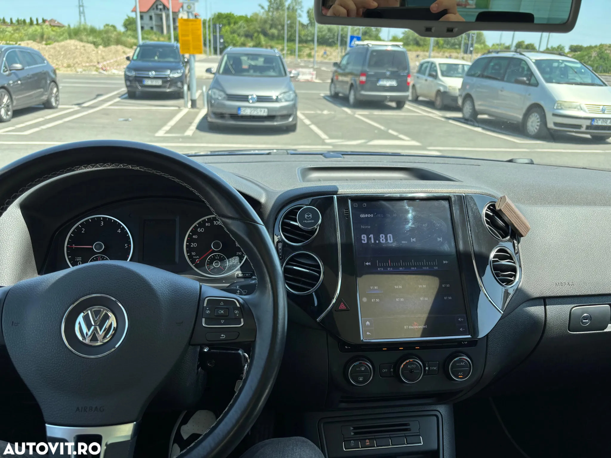 Volkswagen Tiguan - 5