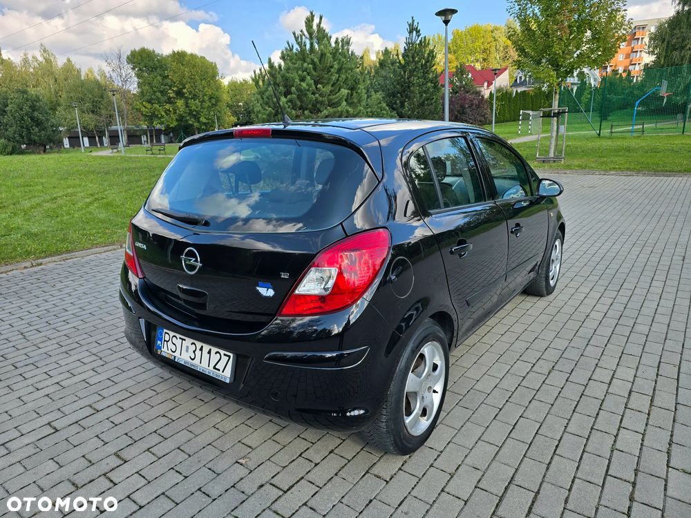Opel Corsa 1.2 16V Edition - 3