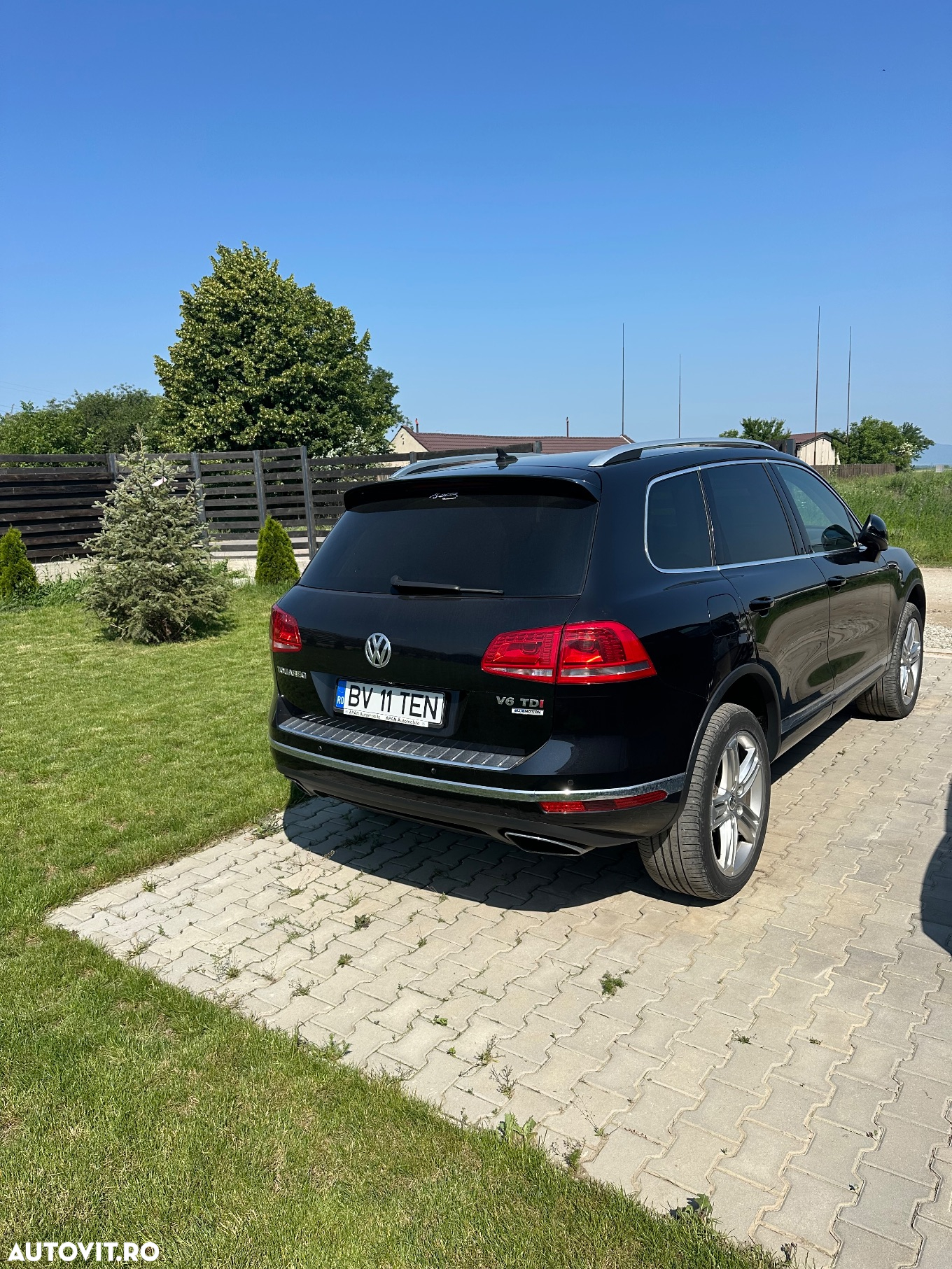 Volkswagen Touareg 3.0 V6 TDI BMT - 3