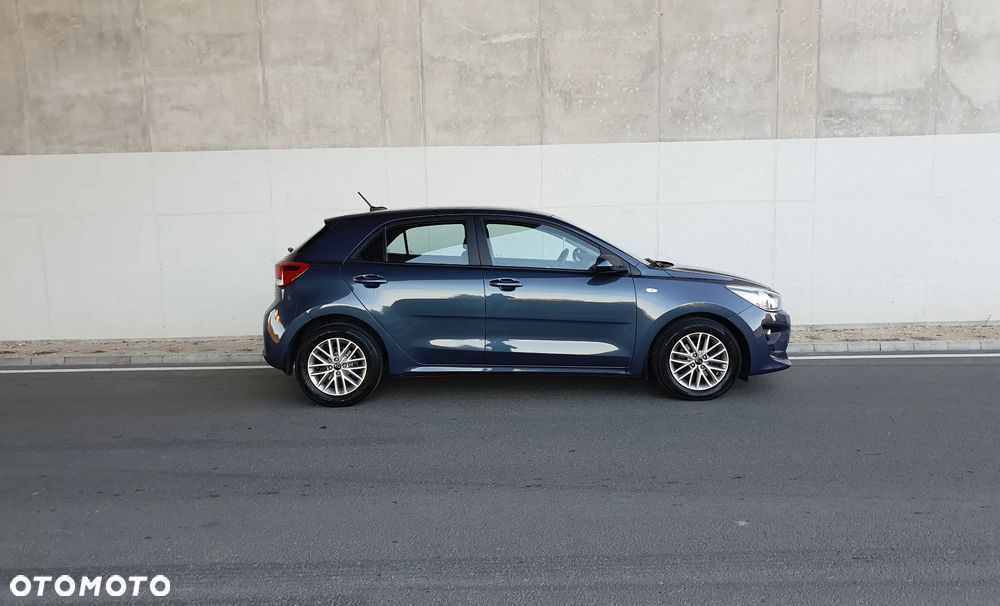 Kia Rio 1.0 T-GDI 120 Mild-Hybrid DCT7 Platinum Edition - 8