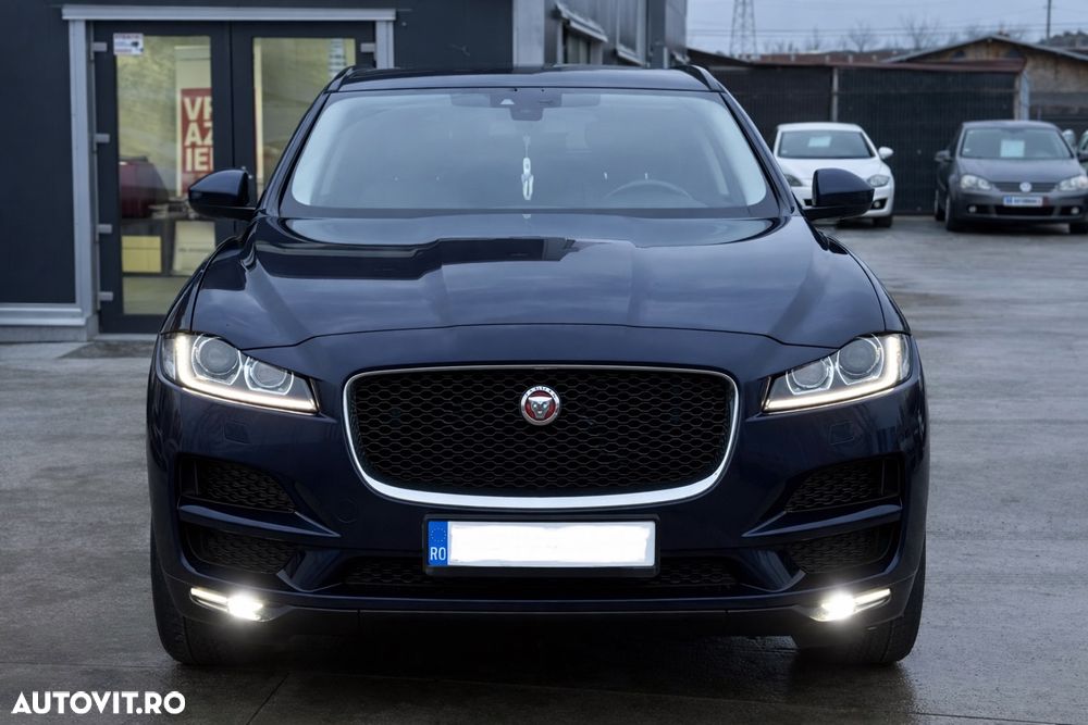 Jaguar F-Pace 20d AWD R-Sport - 9