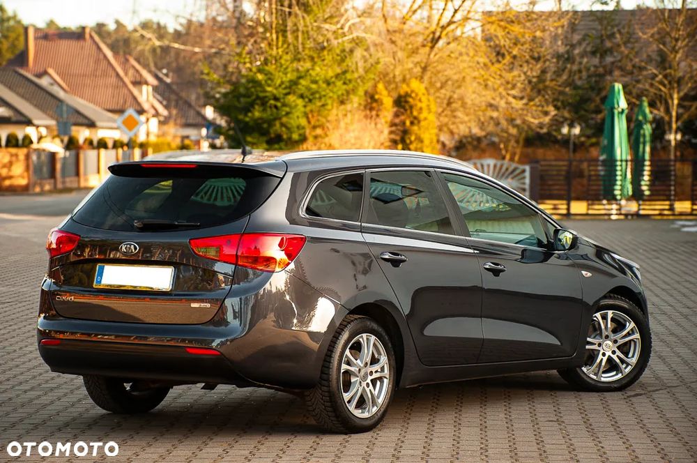 Kia Ceed - 15