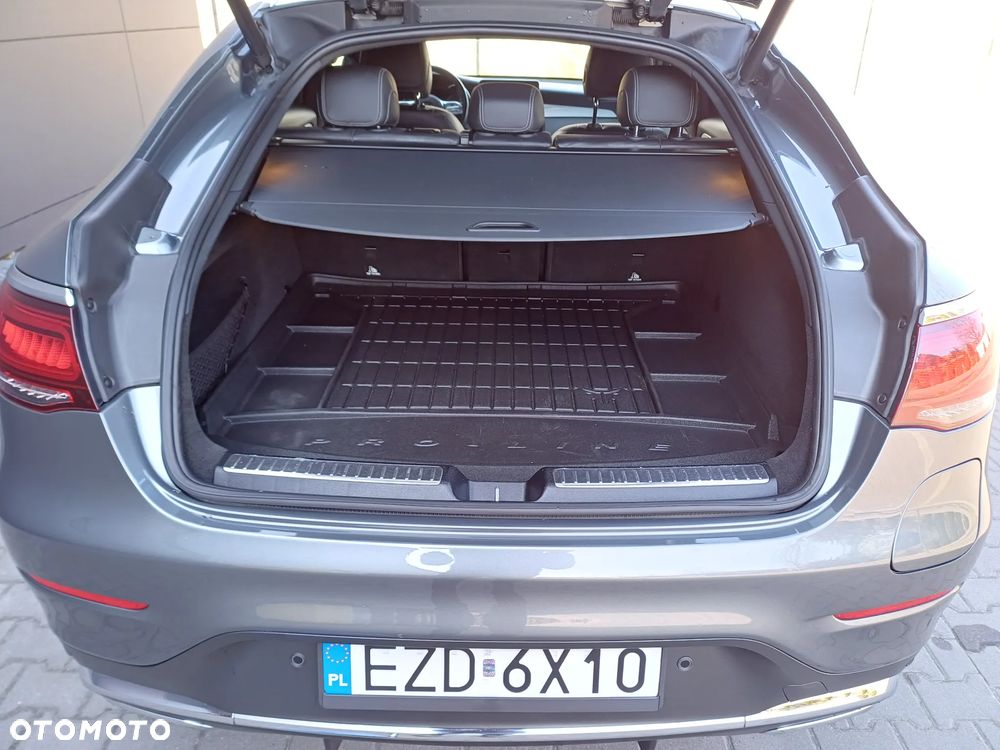 Mercedes-Benz GLC - 37