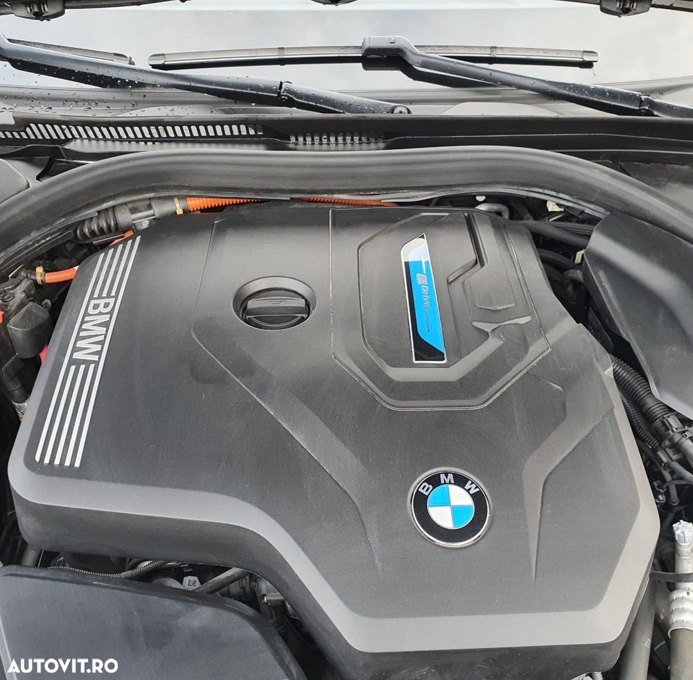 BMW Seria 5 530e iPerformance Aut. - 15