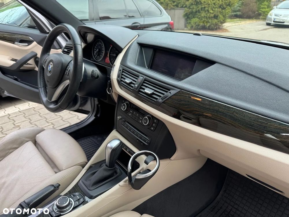 BMW X1 xDrive20d - 17
