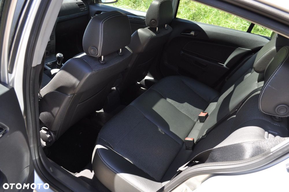 Opel Astra - 13