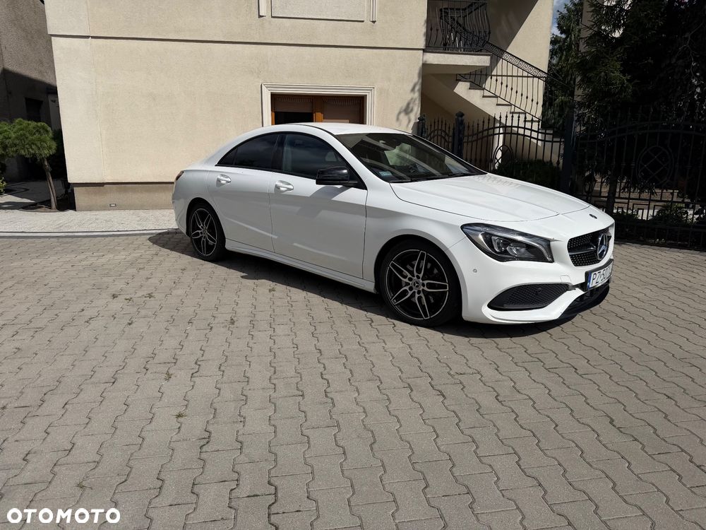 Mercedes-Benz CLA 220 4-Matic - 1