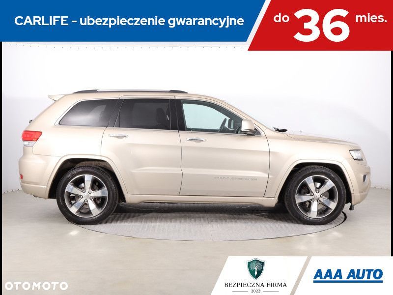 Jeep Grand Cherokee - 7