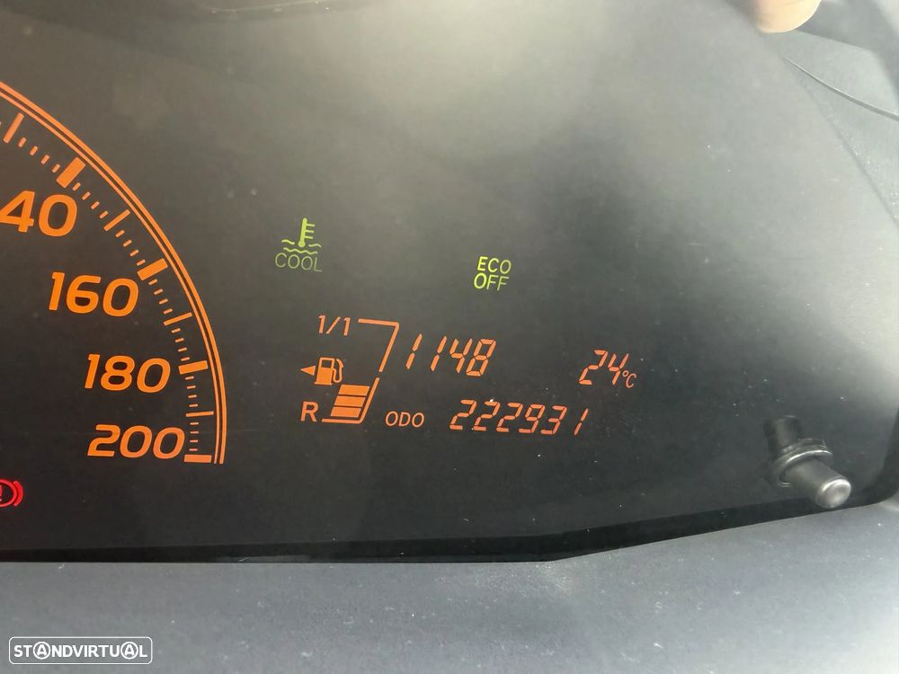 Toyota Yaris 1.33 VVT-i Comfort - 12